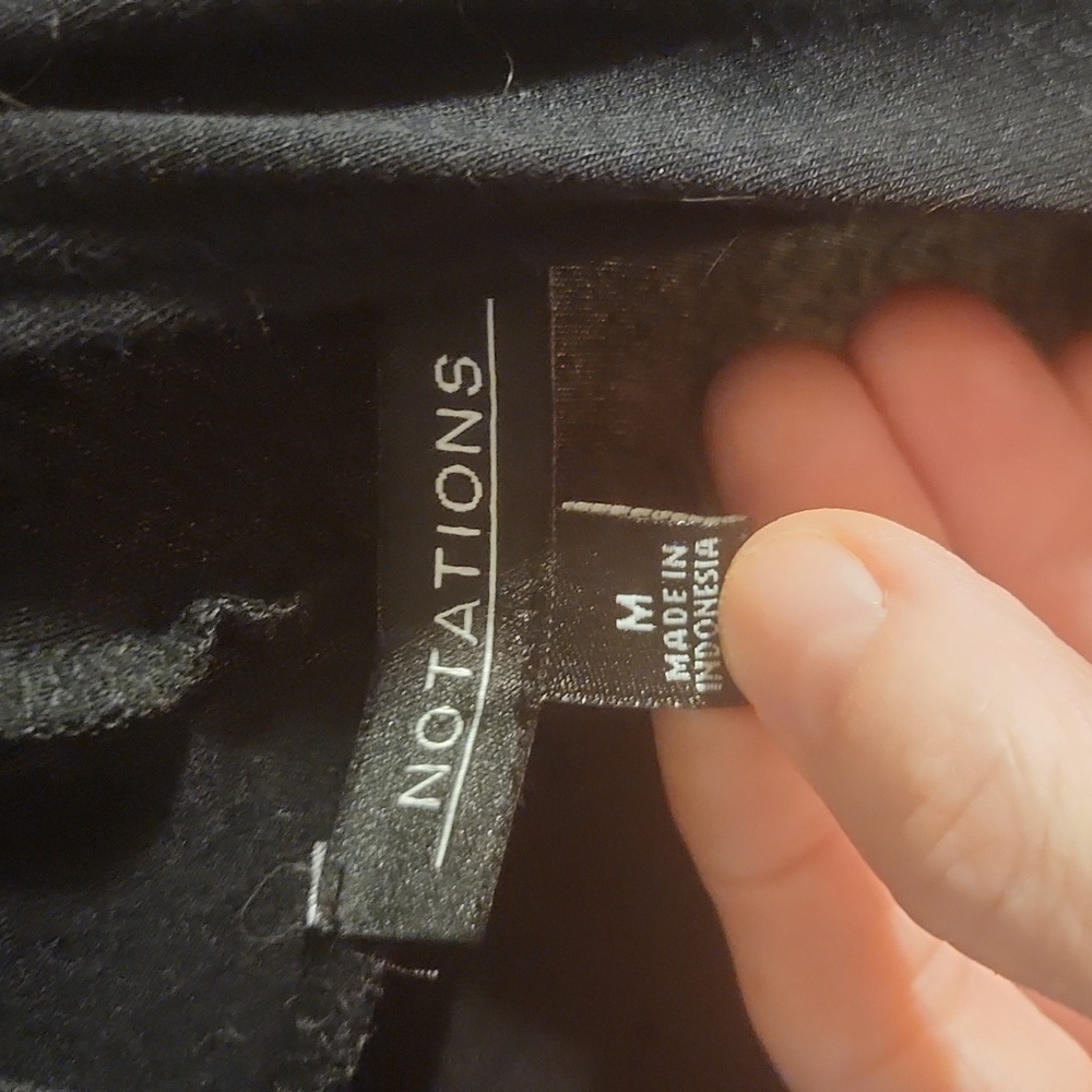 Blouse - Picture 2 of 4